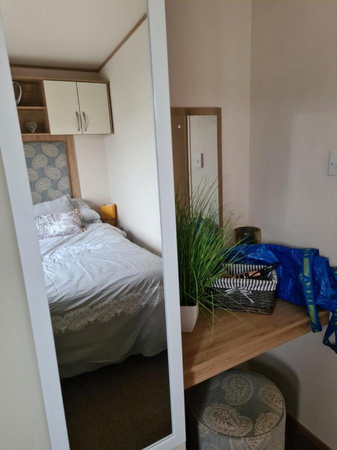 Hot Tub Hols 3 Bed Caravan At 42 Kingfisher Court Tattershall Buitenkant foto